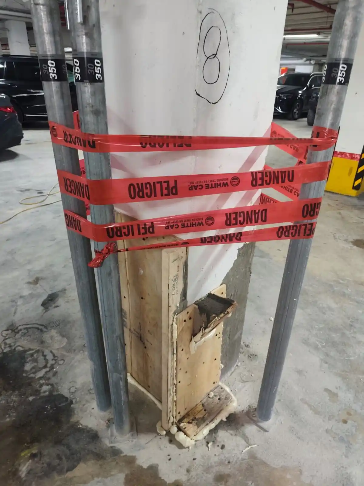 Column formwork and shoring system